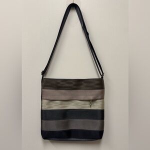 Harvey’s Seatbelt Bag Crossbody